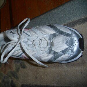 Womens Vintage Nike Air Running Training Shoe ~Left Shoe Only~